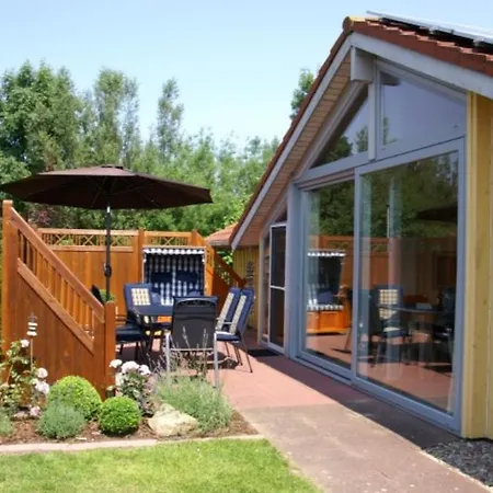 Kinderfreundliches 5 Personen Wellnessferienhaus Treibholz Mit Zwei Duschen Und Toiletten, Sauna, Whirlpool, Kaminofen, Wintergarten Und Kanu In *