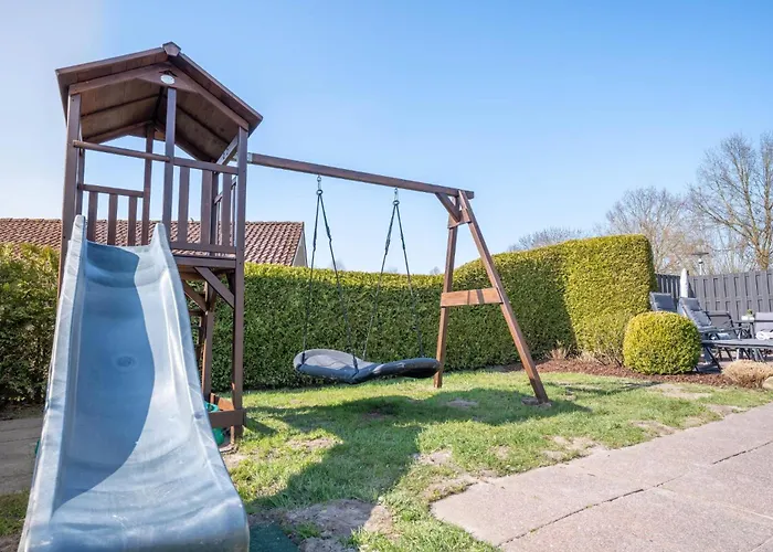 Kinderfreundliches 5 Personen Wellnessferienhaus Treibholz Mit Zwei Duschen Und Toiletten, Sauna, Whirlpool, Kaminofen, Wintergarten Und Kanu In Otterndorf